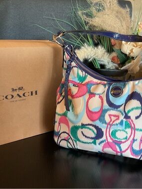 Coach Multicolor Circle Print Shoulder Bag in Pink, Teal, Navy & Cream